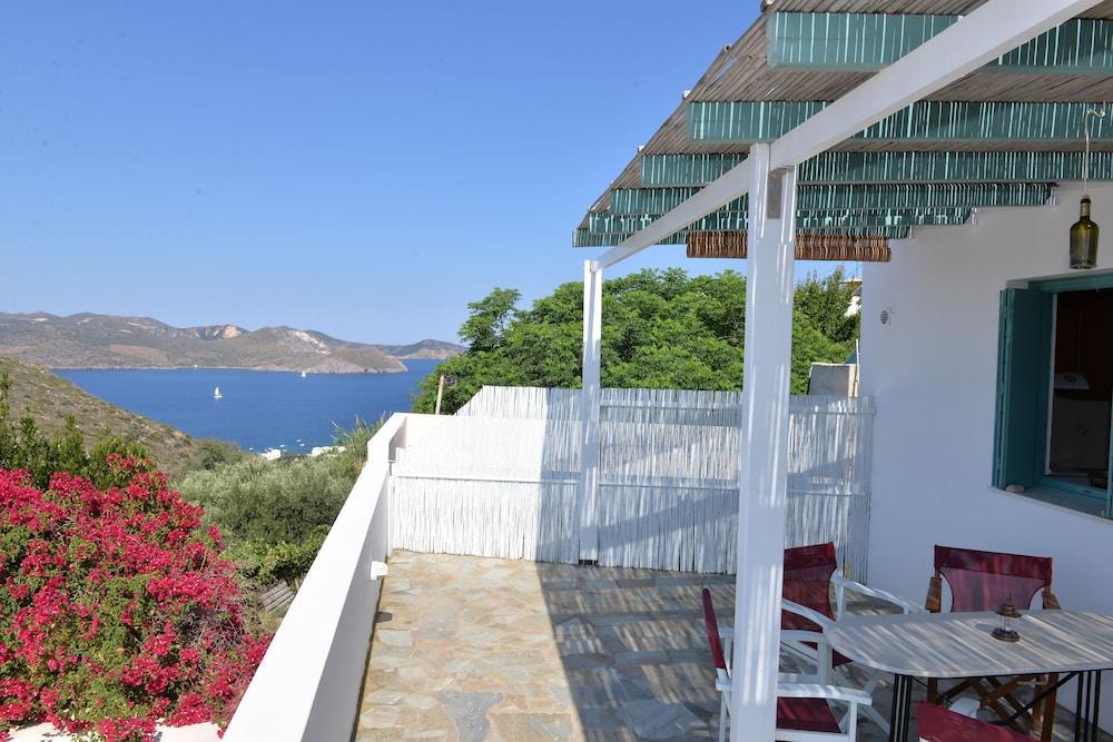 Zanart Maisonette ตริปิตี ภายนอก รูปภาพ