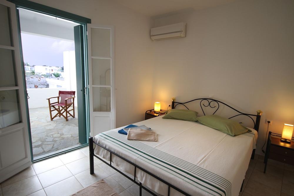 Zanart Maisonette ตริปิตี ภายนอก รูปภาพ